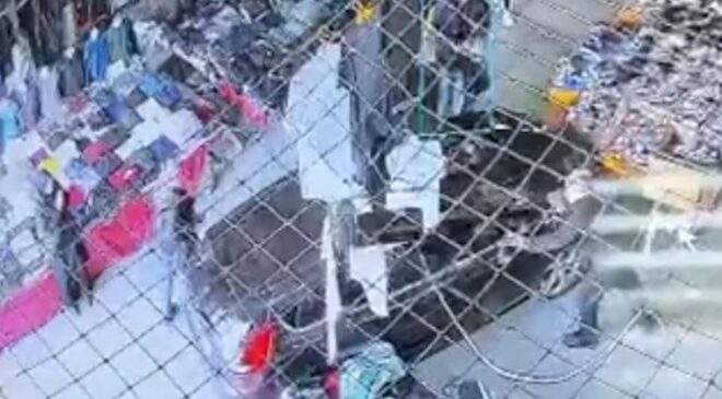 Otomobil pazara daldı