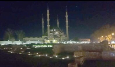 Selimiye Cami neden karanlık?