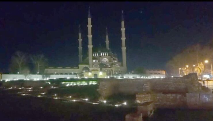 Selimiye Cami neden karanlık?