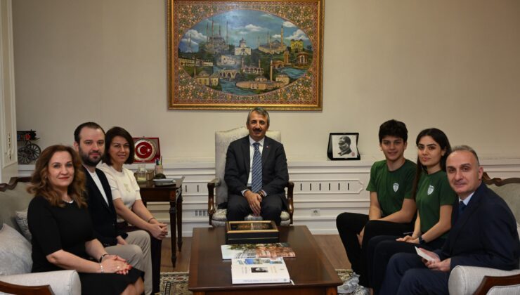 Türkiye şampiyonundan Vali Sezer’e ziyaret