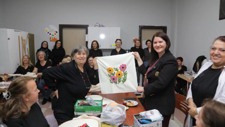 ‘Kadınların yanında olmaya devam edeceğiz’