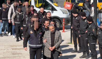 12 şüpheli adliyede