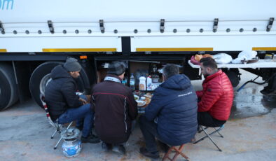 TIR şoförlerinin buruk iftarı