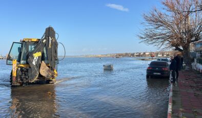 Yazlıkları su bastı