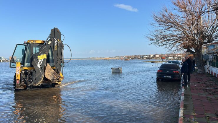 Yazlıkları su bastı