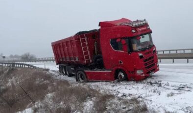 Buzlanma kaza getirdi