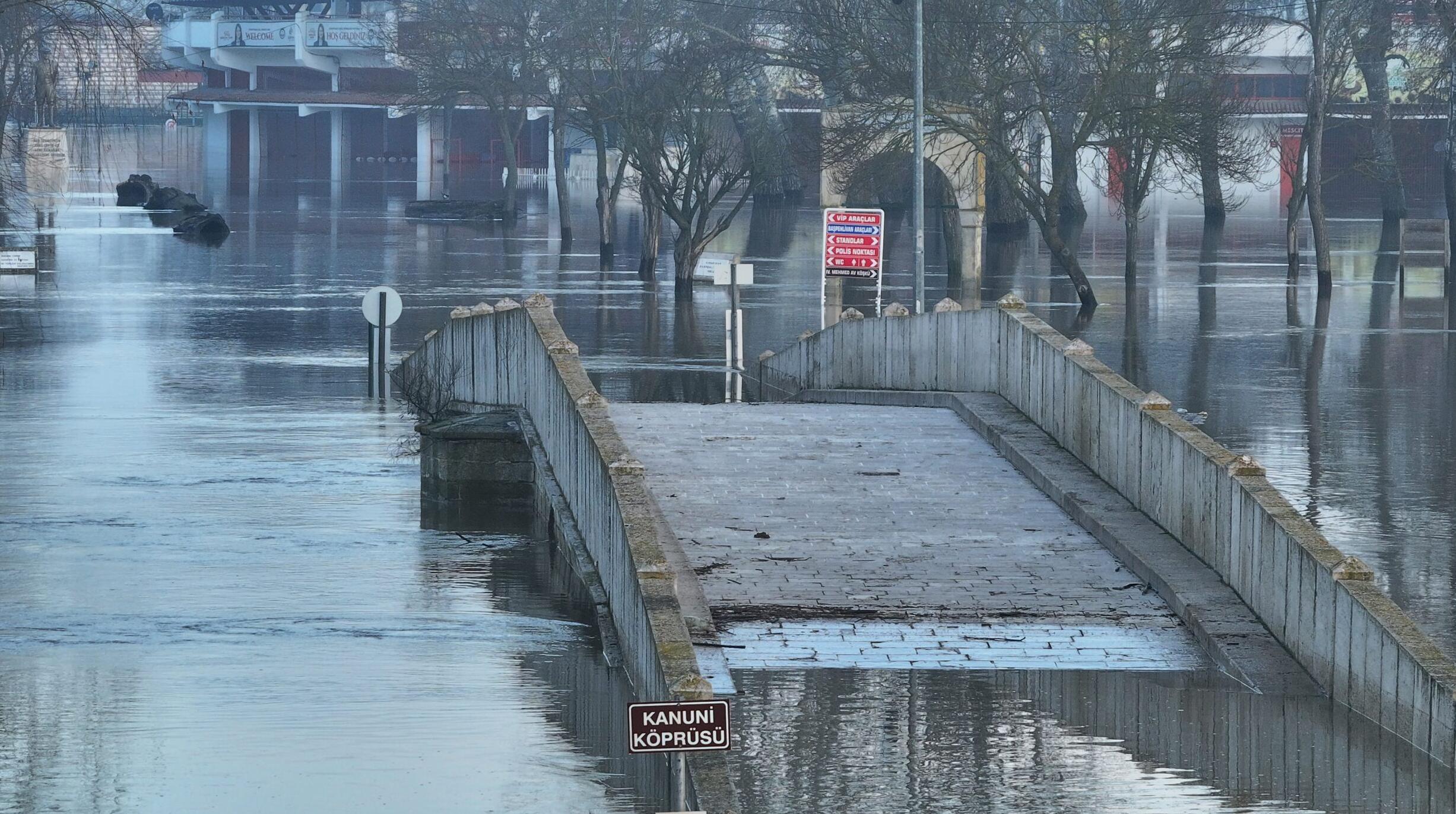 ‘Dikkatli ve tedbirli olun’