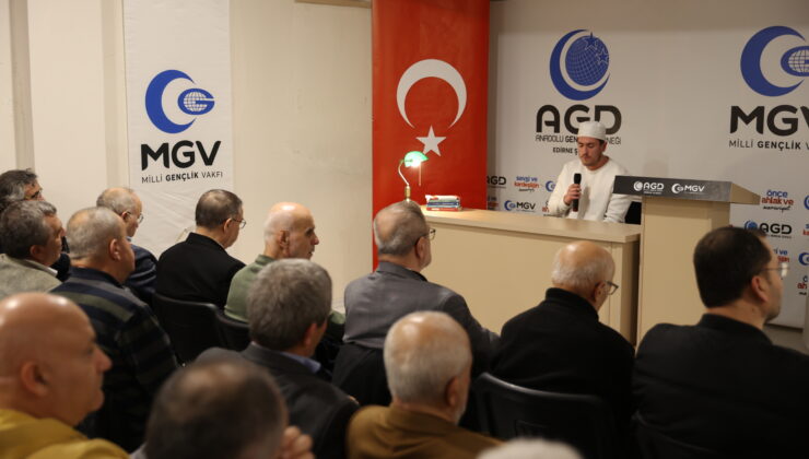 Eski başbakanlardan merhum Erbakan anıldı