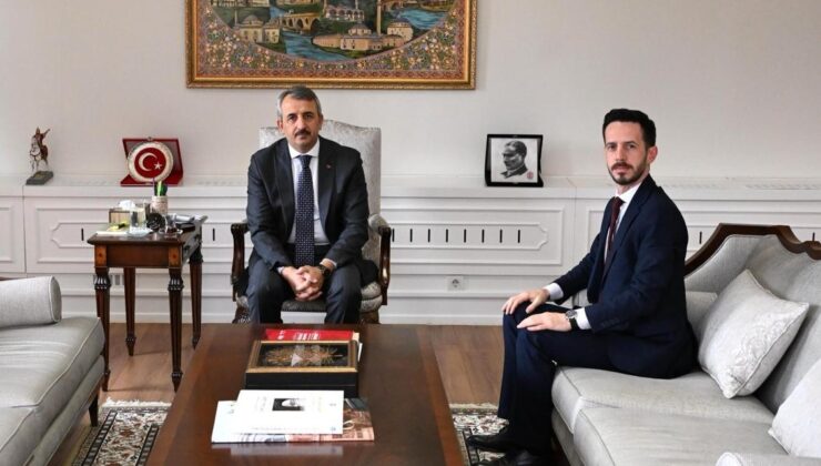 Hatipler’den Vali Sezer’e ziyaret