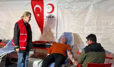 Selimiye’nin gölgesinde kan bağışı mesaisi
