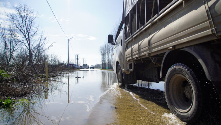 Meriç Nehri yatağından çıktı