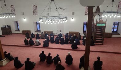 Muradiye Camisi ibadete açıldı