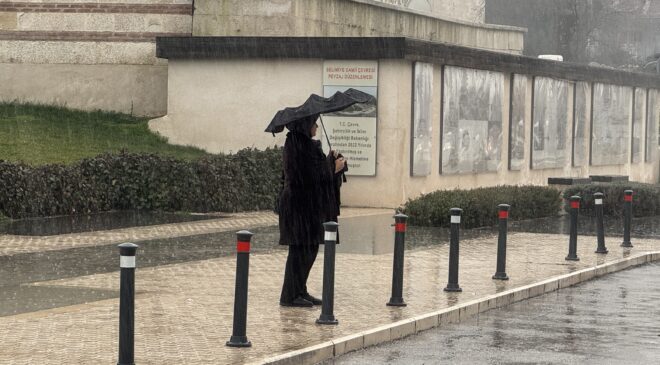 Edirne’de sağanak etkili oldu