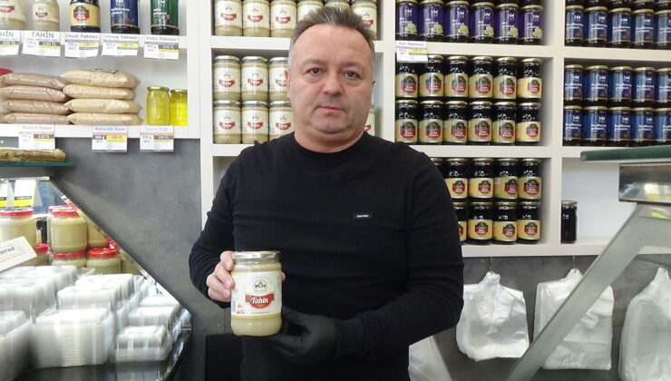 Tahin sahur sofralarında