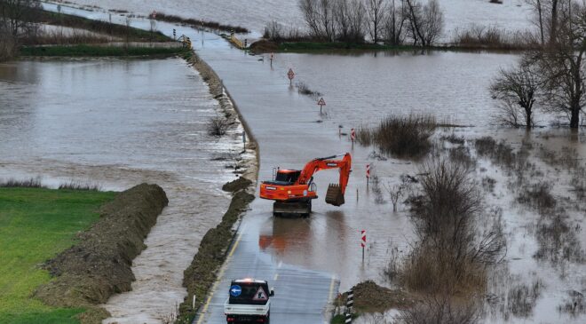 Hasanağa deresi taştı!
