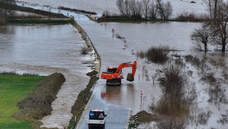 Hasanağa deresi taştı!
