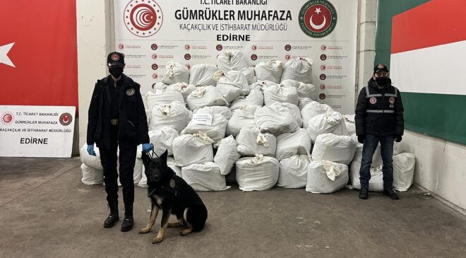 Tavuk etlerinin arasından uyuşturucu çıktı!