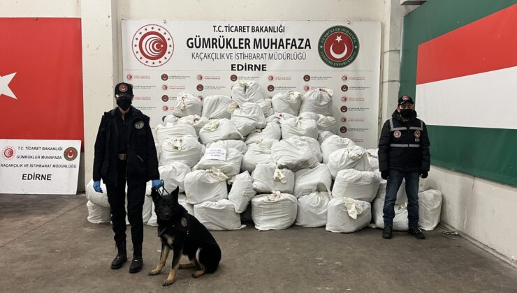 Tavuk etlerinin arasından uyuşturucu çıktı!