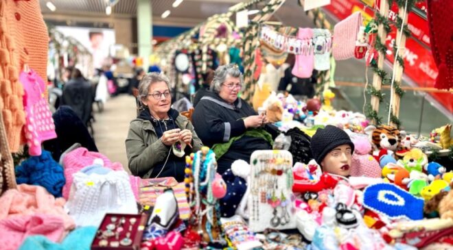 Üretici kadınlar Erasta’da