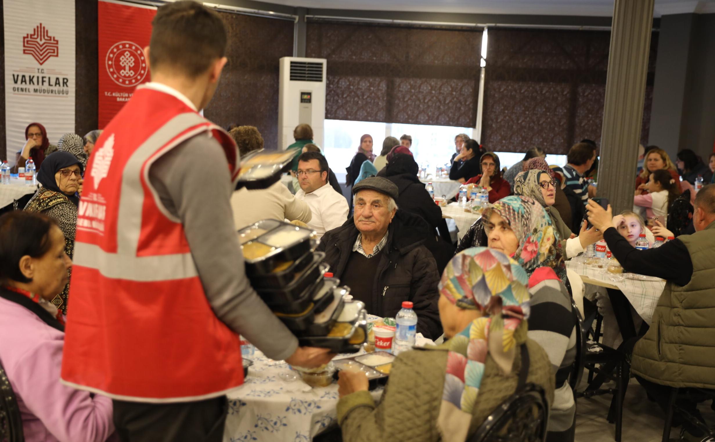 Vakıflardan Ramazan boyunca iftar