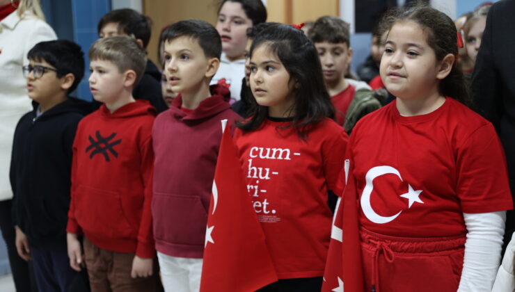 İlk ders ‘Bayrak Sevgisi’