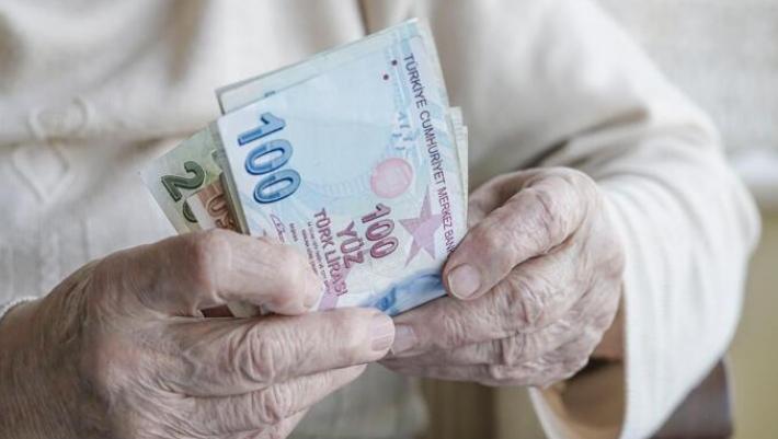Yaşlı ve engelli aylıkları hesaplarda