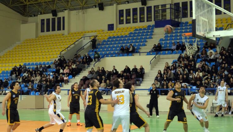 Tıp Bayramı dostluk maçı