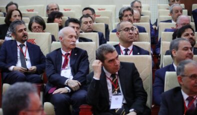 Rektör Hatipler ÜAK toplantısında