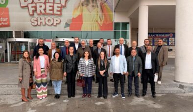 Muhtarları ağırladı