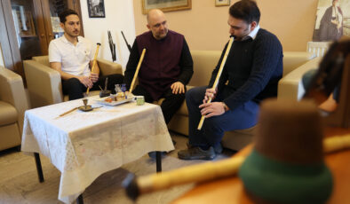 Doktor adayları neyzen olacak