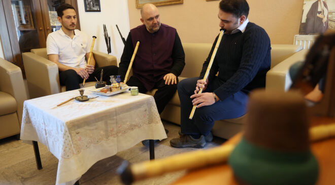 Doktor adayları neyzen olacak