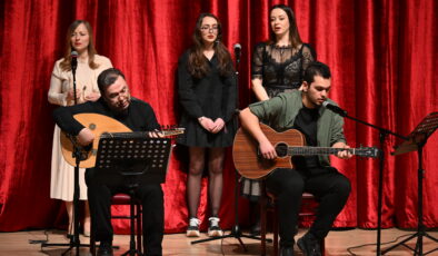 Doktorlar yorgunluklarını müzikle atıyor