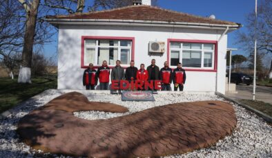 Su ürünleri üretim tesisinde inceleme