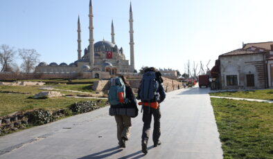 Otostopla dünya turu