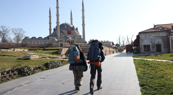 Otostopla dünya turu