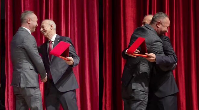 Atakan Sezer emekli oldu