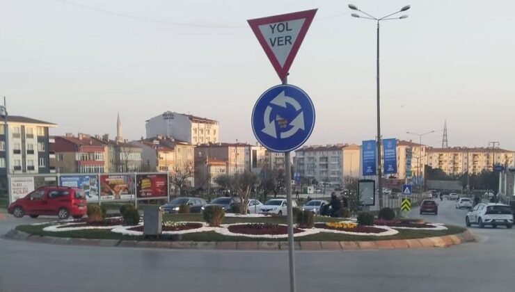Belediyenin kavşak düzenlemesine tam not