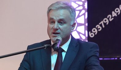 ‘Çocuklarınızı azınlık okuluna gönderin’