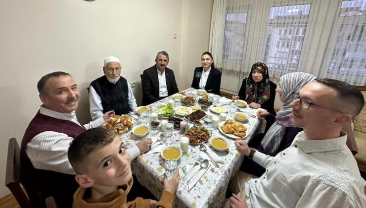 Kore gazisi Arif Bacı’nın evine konuk oldu