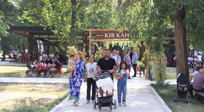 Millet Bahçesi para bastı