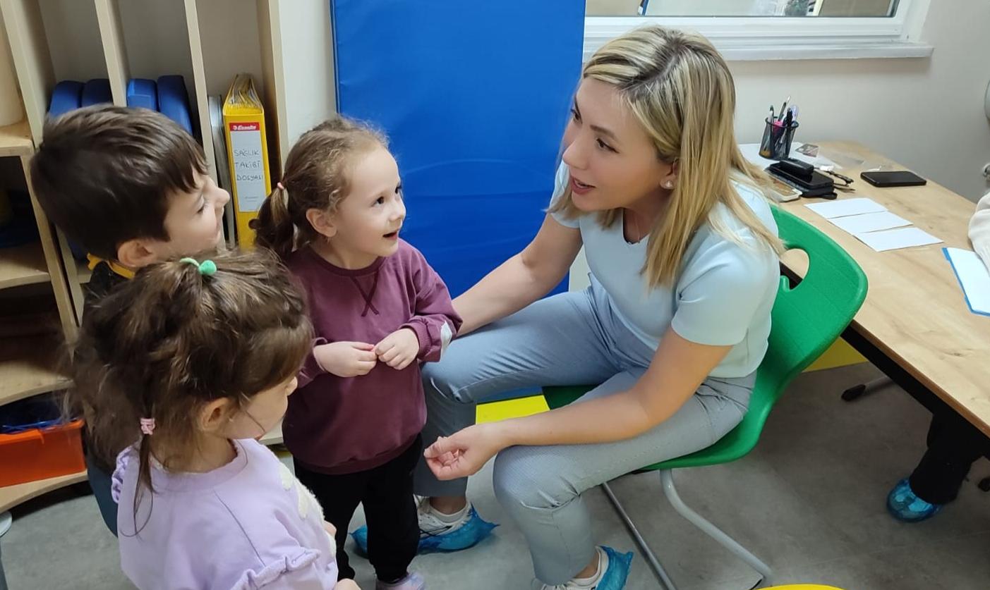 Öğrencilere omurga taraması