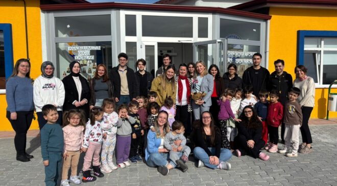 Öğrencilere omurga taraması