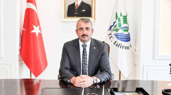 ‘Kadınlar toplumun en güçlü dayanağıdır’