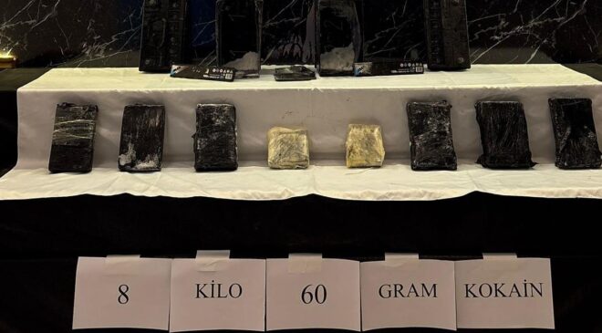 Sınırda 8 kilogram kokain ele geçirildi