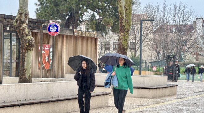 Edirne’de sağanak etkili oldu