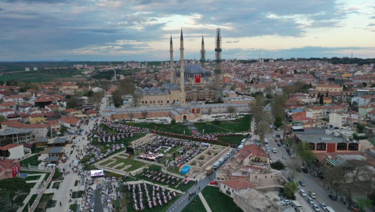 Büyük Selimiye İftarına hazırlık