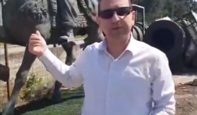 Fatih Heykeli yersiz kaldı