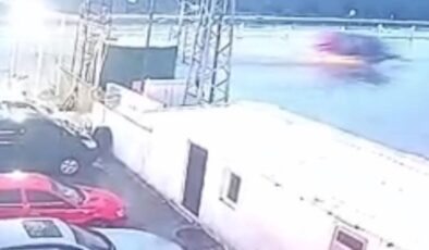 Takla atan otomobil metrelerce sürüklendi