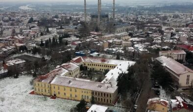 TÜ Mimarlık Fakültesine tam akreditasyon