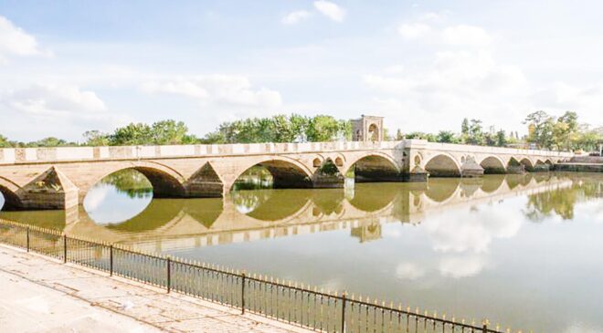 Tunca köprüsü bayramda tek yön